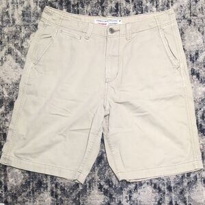 American Eagle Outfitters Men's Khaki Shorts